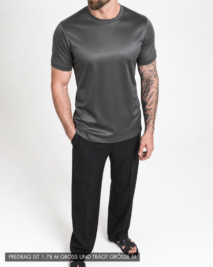 PRESENCE T-SHIRT